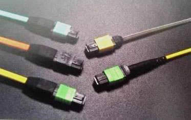 MPO to MPO patchcord